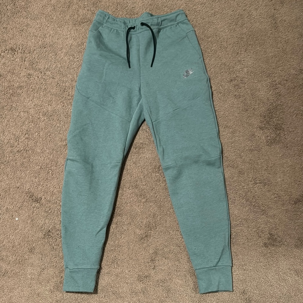 Nike joggers